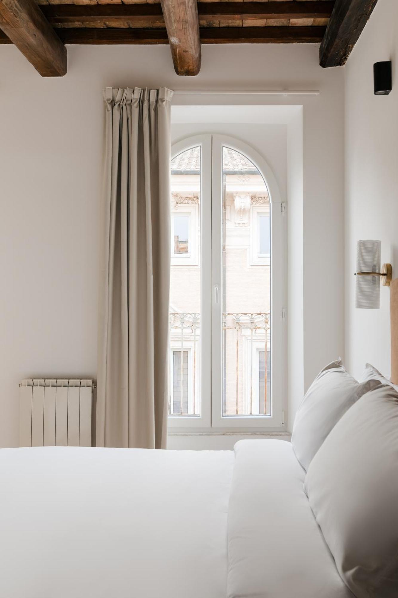 Sonder Piazza Venezia Aparthotel Рим Екстериор снимка