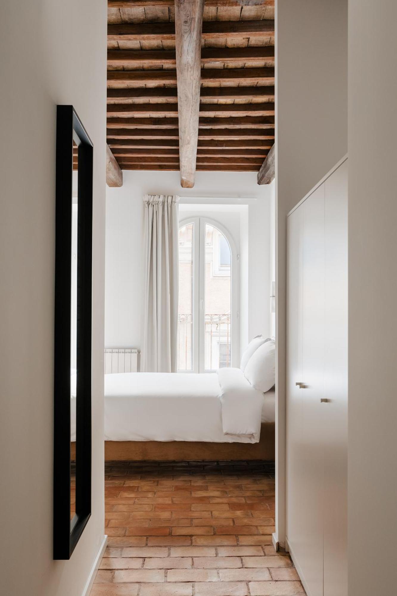 Sonder Piazza Venezia Aparthotel Рим Екстериор снимка