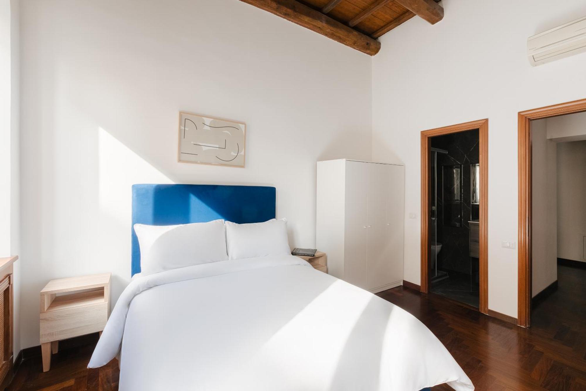 Sonder Piazza Venezia Aparthotel Рим Екстериор снимка